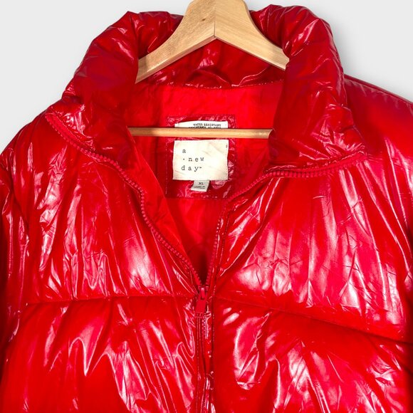 Puffer Coat Woman's XL A New Day Shinny Red Pockets EUC - Picture 4 of 9